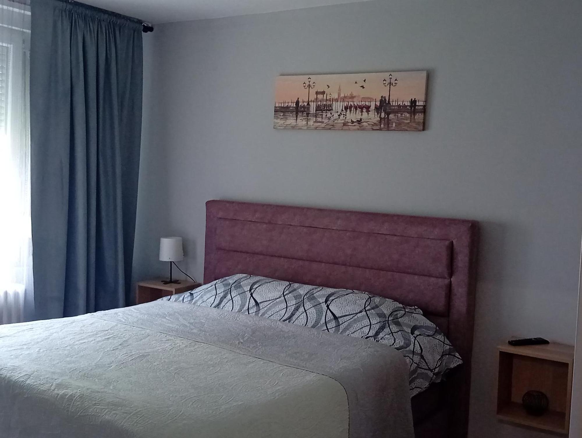 Sunshine Apartment Kragujevac Esterno foto